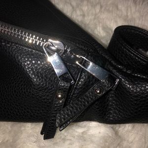 ◾️Black Fanny Pack◾️
